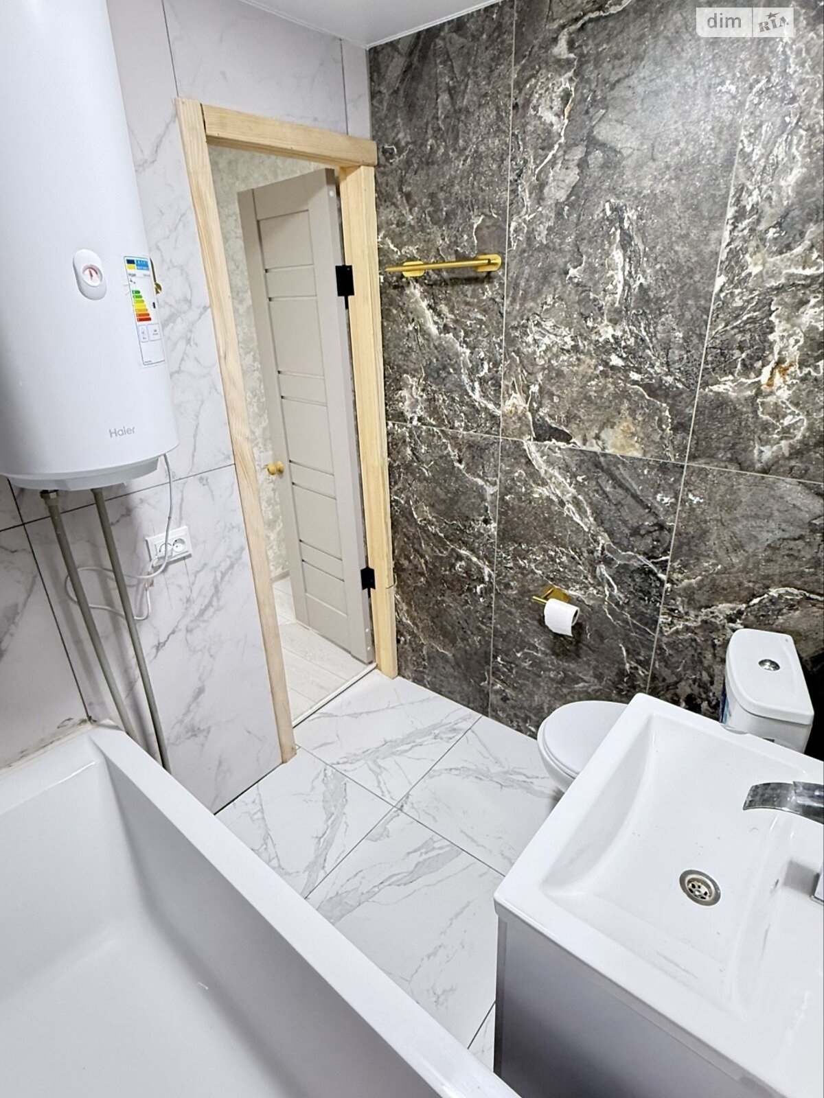 Продажа однокомнатной квартиры в Николаеве, на ул. Генерала Алмазова 12Б, район Заводской фото 1 Продажа однокомнатной квартиры в Николаеве, на ул. Генерала Алмазова 12Б, район Заводской фото 1