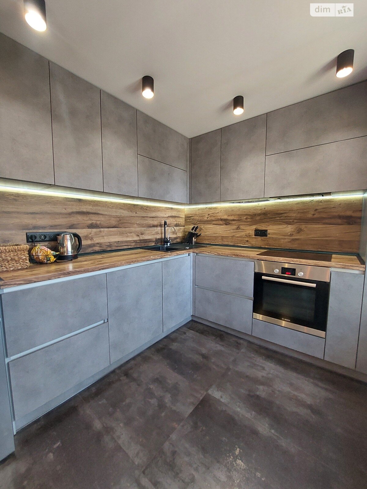 Продаж чотирикімнатної квартири в Миколаєві, на вул. Гліба Бабича 105, район Заводський фото 1