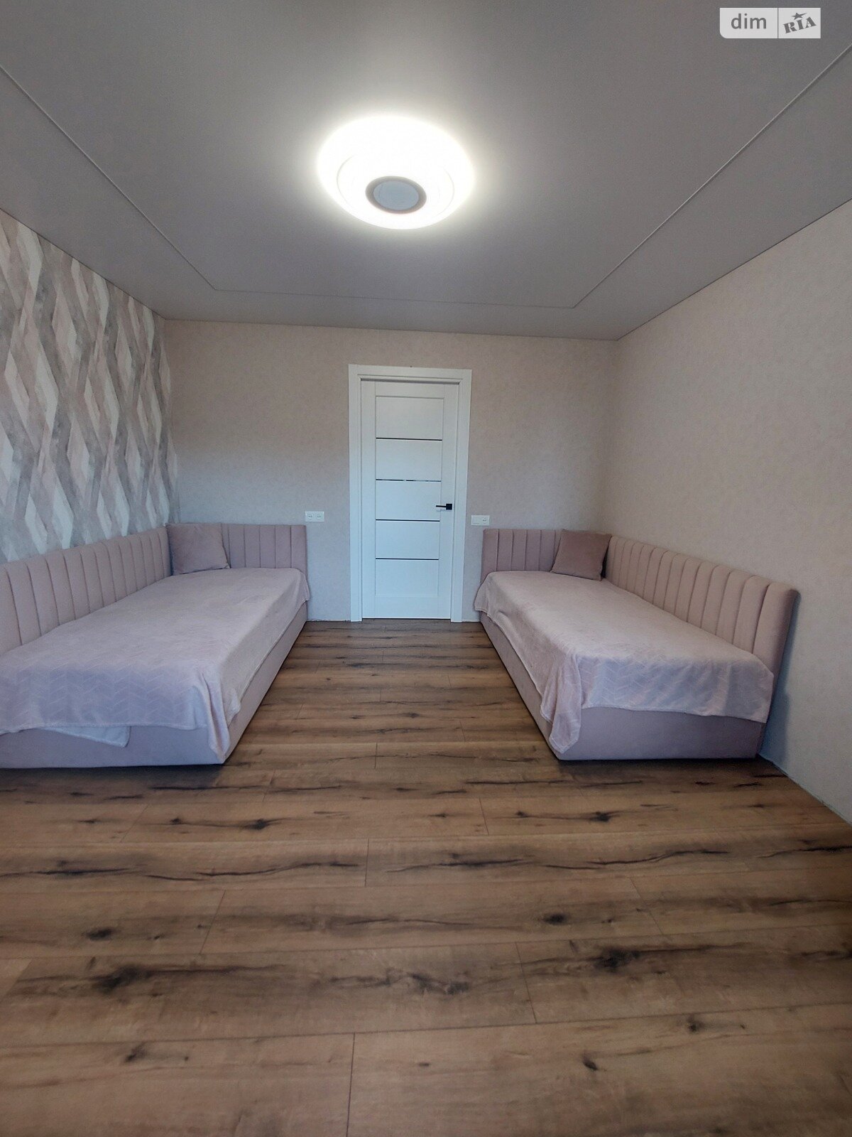 Продаж чотирикімнатної квартири в Миколаєві, на вул. Гліба Бабича 105, район Заводський фото 1