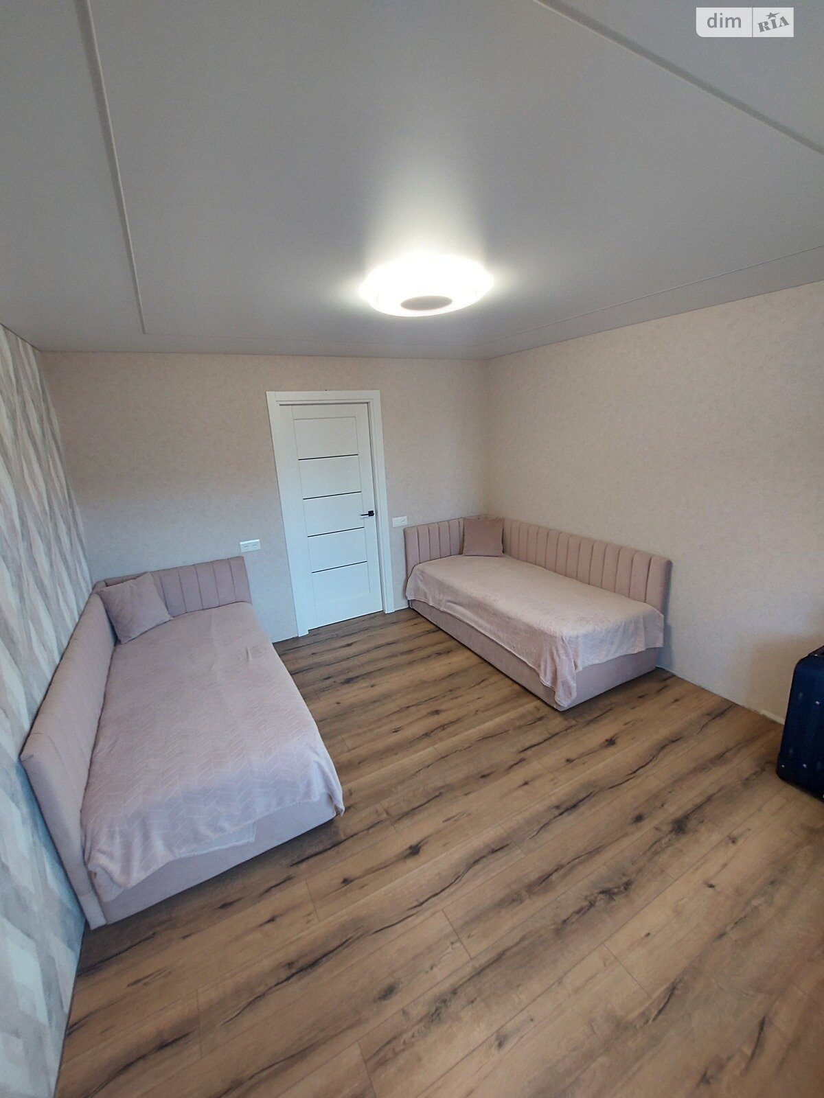 Продаж чотирикімнатної квартири в Миколаєві, на вул. Гліба Бабича 105, район Заводський фото 1