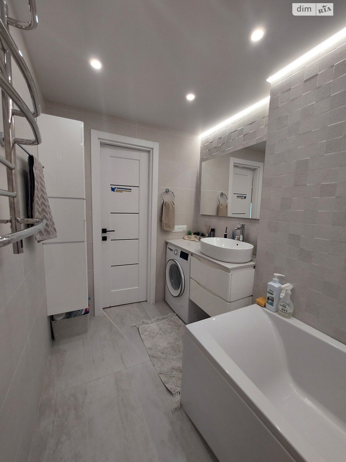 Продаж чотирикімнатної квартири в Миколаєві, на вул. Гліба Бабича 105, район Заводський фото 1