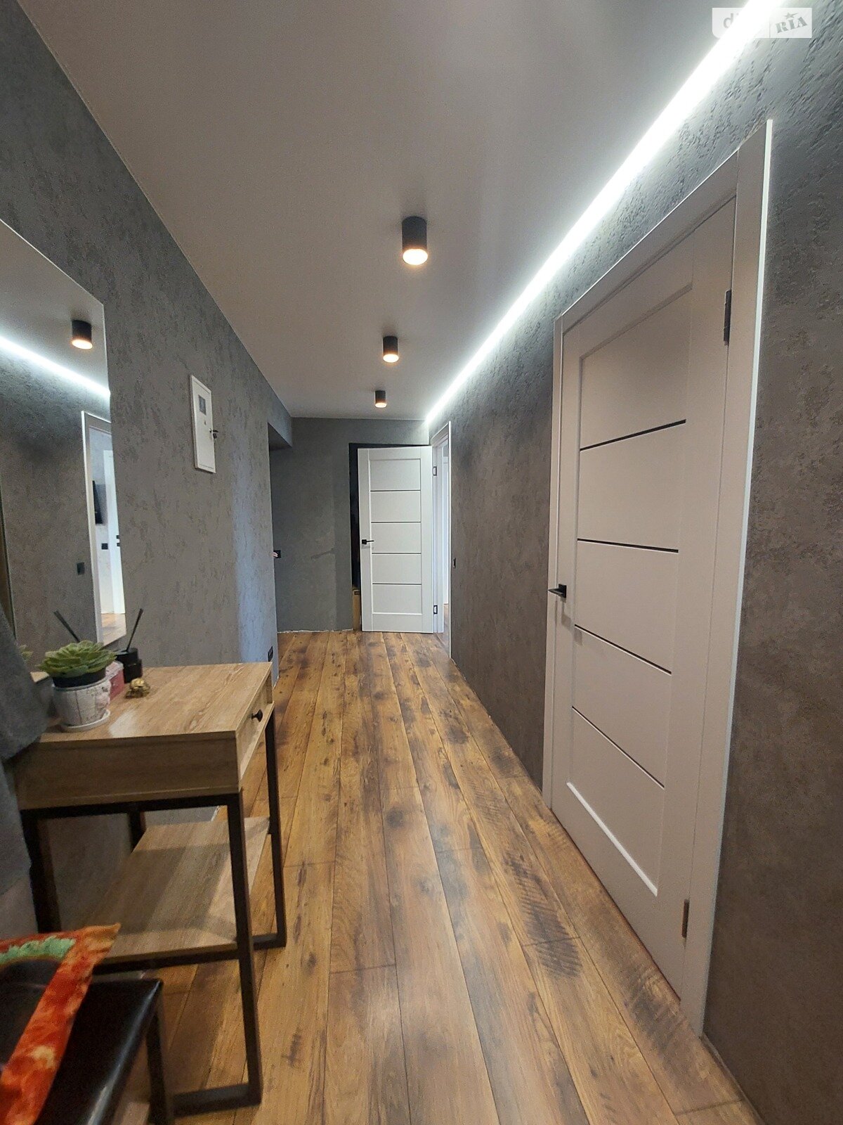 Продаж чотирикімнатної квартири в Миколаєві, на вул. Гліба Бабича 105, район Заводський фото 1