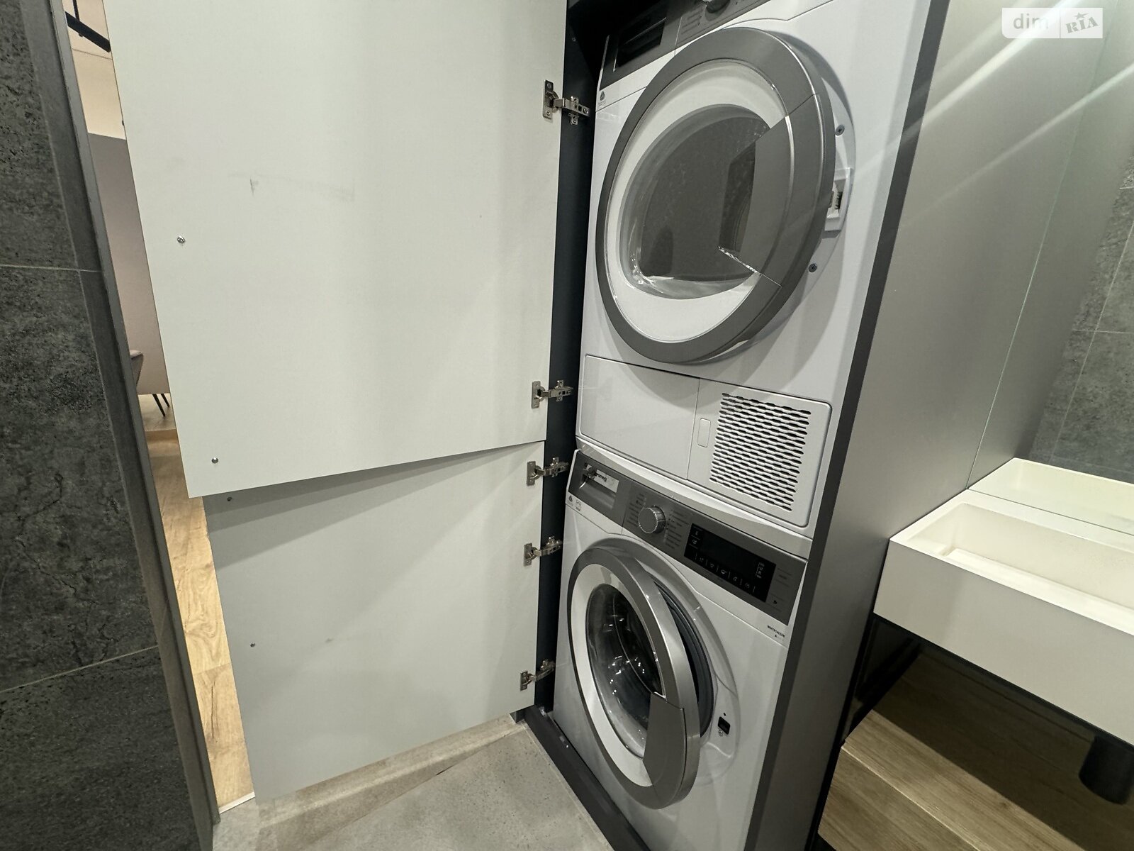 Продаж трикімнатної квартири в Миколаєві, на вул. Громадянська (Цен. р-н) 34А, район Заводський фото 1