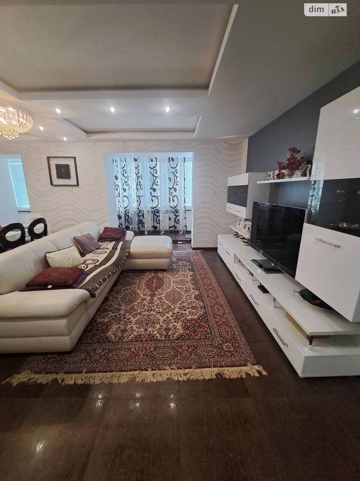 Продаж трикімнатної квартири в Миколаєві, на вул. Курортна, район Заводський фото 1