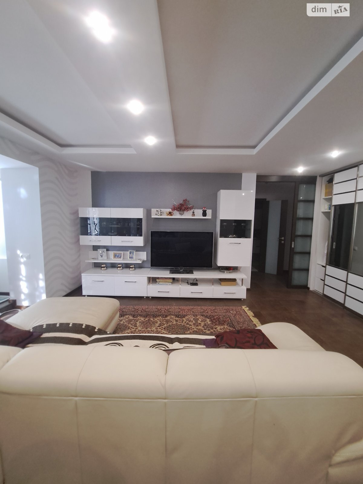 Продаж трикімнатної квартири в Миколаєві, на вул. Курортна, район Заводський фото 1