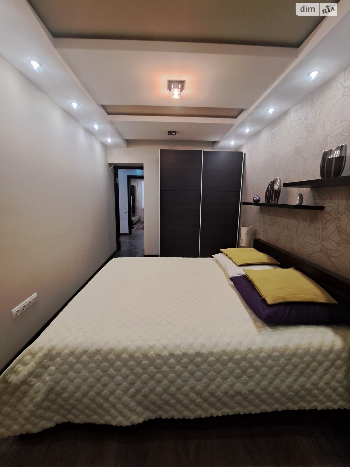 Продаж трикімнатної квартири в Миколаєві, на вул. Курортна, район Заводський фото 1