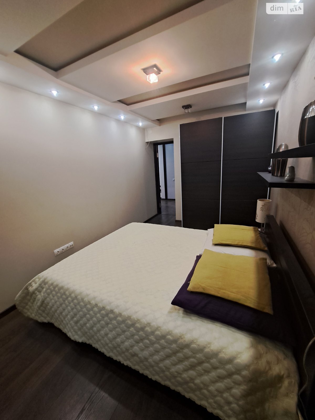 Продаж трикімнатної квартири в Миколаєві, на вул. Курортна, район Заводський фото 1