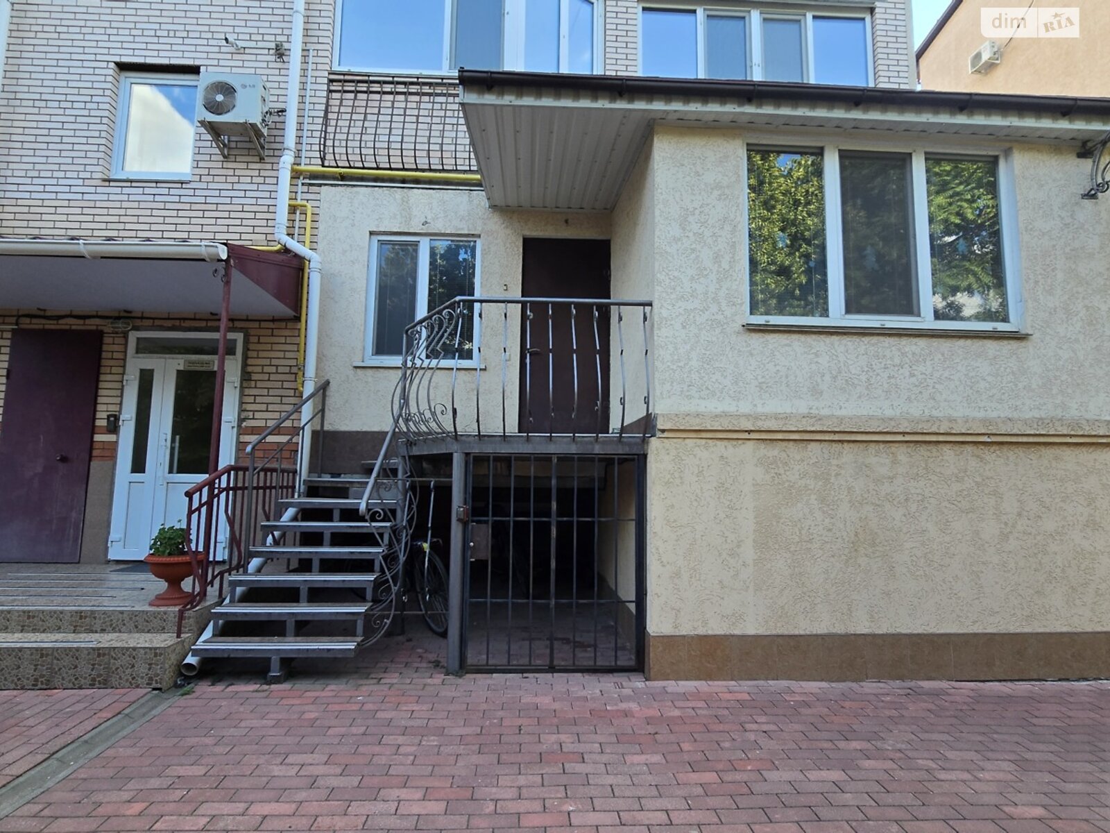 Продаж двокімнатної квартири в Миколаєві, на вул. Кузнецька 56, район Заводський фото 1 Продаж двокімнатної квартири в Миколаєві, на вул. Кузнецька 56, район Заводський фото 1