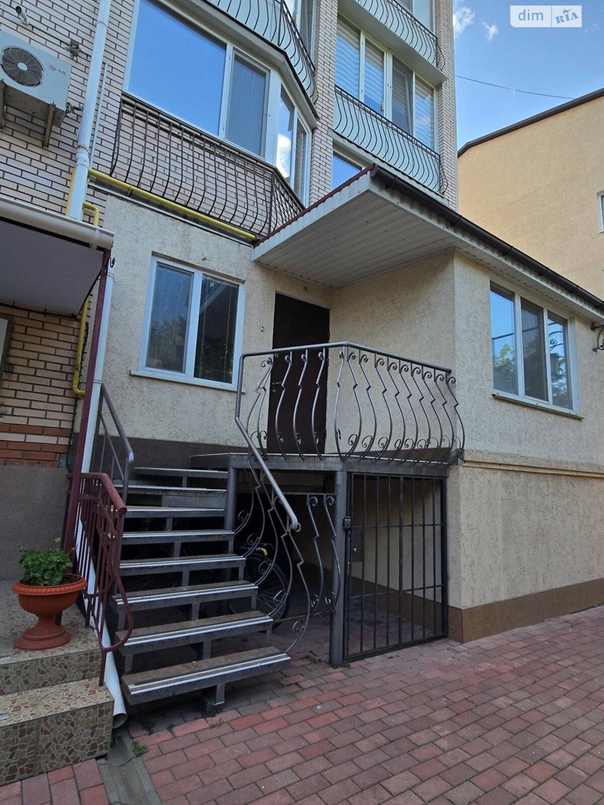 Продаж двокімнатної квартири в Миколаєві, на вул. Кузнецька 56, район Заводський фото 1 Продаж двокімнатної квартири в Миколаєві, на вул. Кузнецька 56, район Заводський фото 1