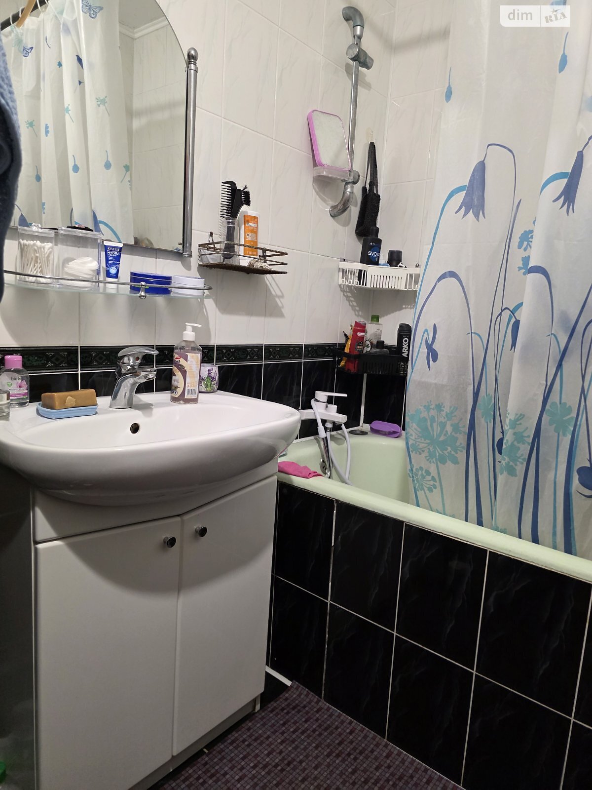 Продажа трехкомнатной квартиры в Николаеве, на ул. Леваневцев, район Заводской фото 1