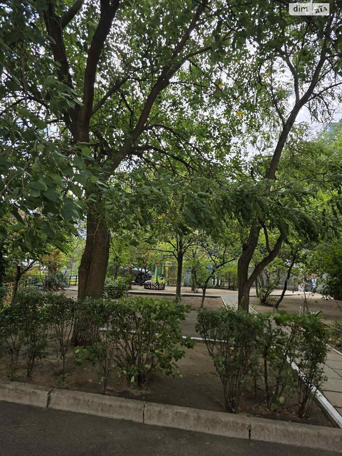 Продажа трехкомнатной квартиры в Николаеве, на ул. Леваневцев, район Заводской фото 1