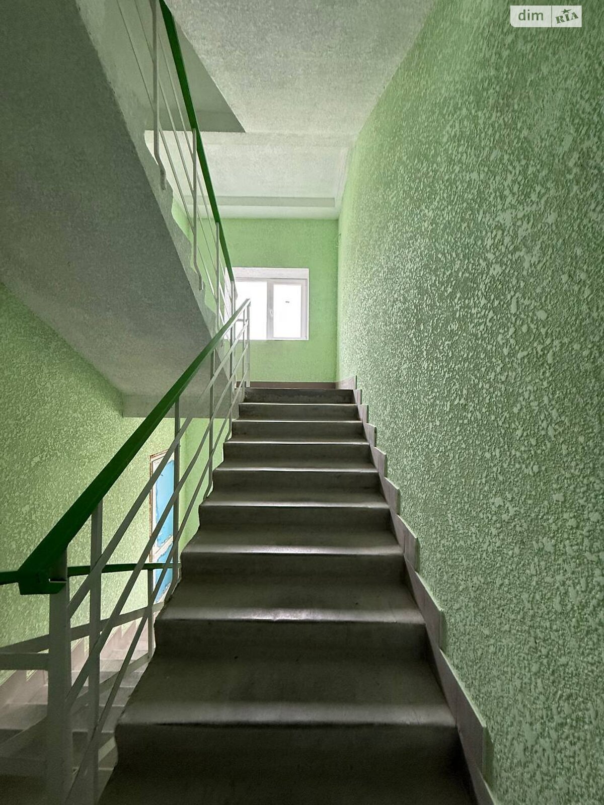 Продажа трехкомнатной квартиры в Николаеве, на ул. Садовая (Центр) 34А, район Заводской фото 1