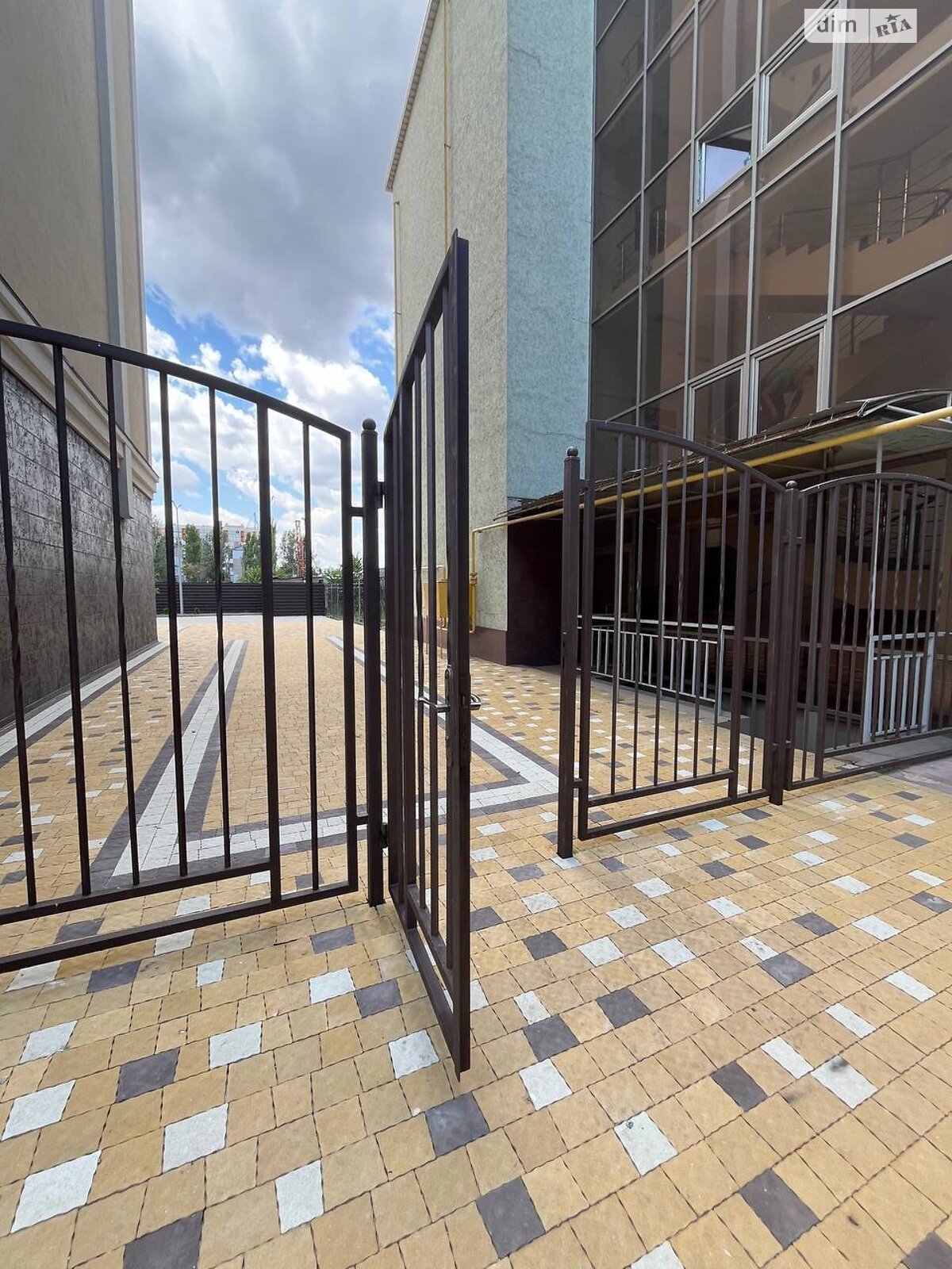 Продаж трикімнатної квартири в Миколаєві, на вул. Садова (Центр), район Заводський фото 1 Продаж трикімнатної квартири в Миколаєві, на вул. Садова (Центр), район Заводський фото 1