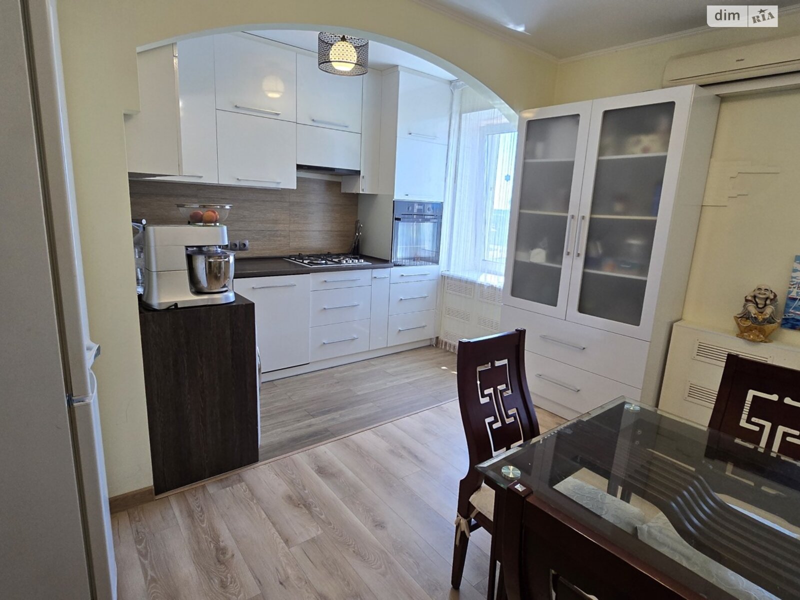 Продаж трикімнатної квартири в Миколаєві, на просп. Центральний, район Заводський фото 1