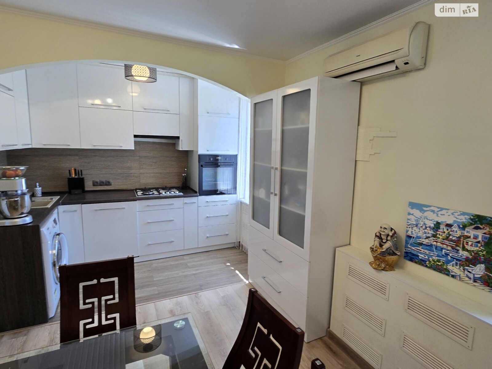 Продаж трикімнатної квартири в Миколаєві, на просп. Центральний, район Заводський фото 1