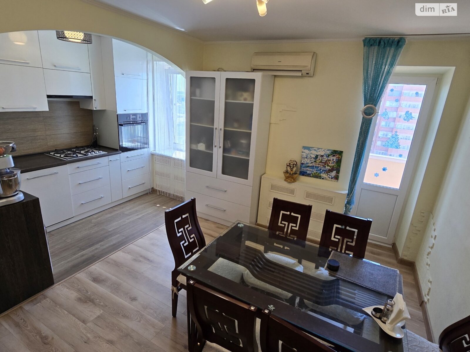 Продаж трикімнатної квартири в Миколаєві, на просп. Центральний, район Заводський фото 1