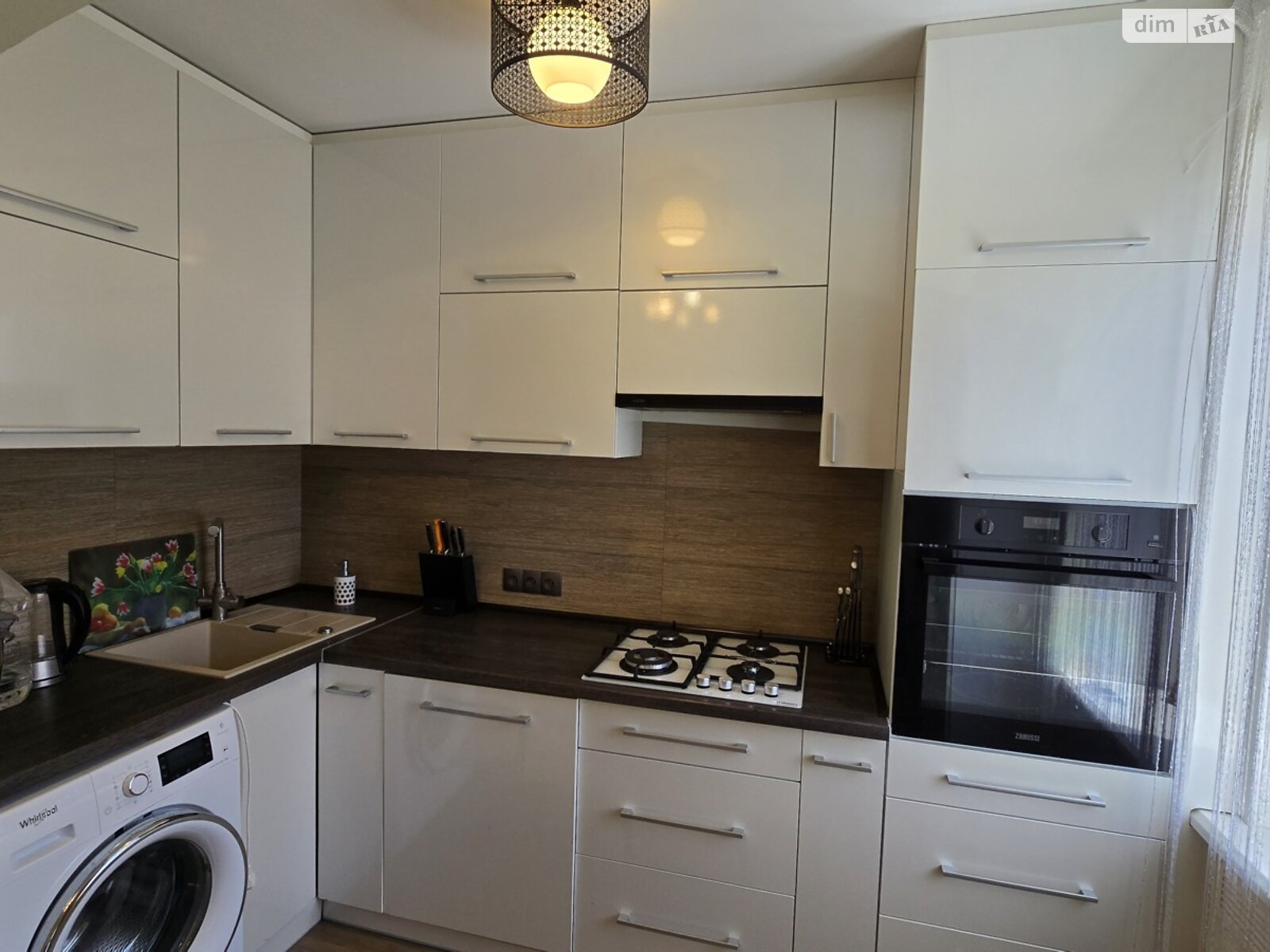 Продаж трикімнатної квартири в Миколаєві, на просп. Центральний, район Заводський фото 1