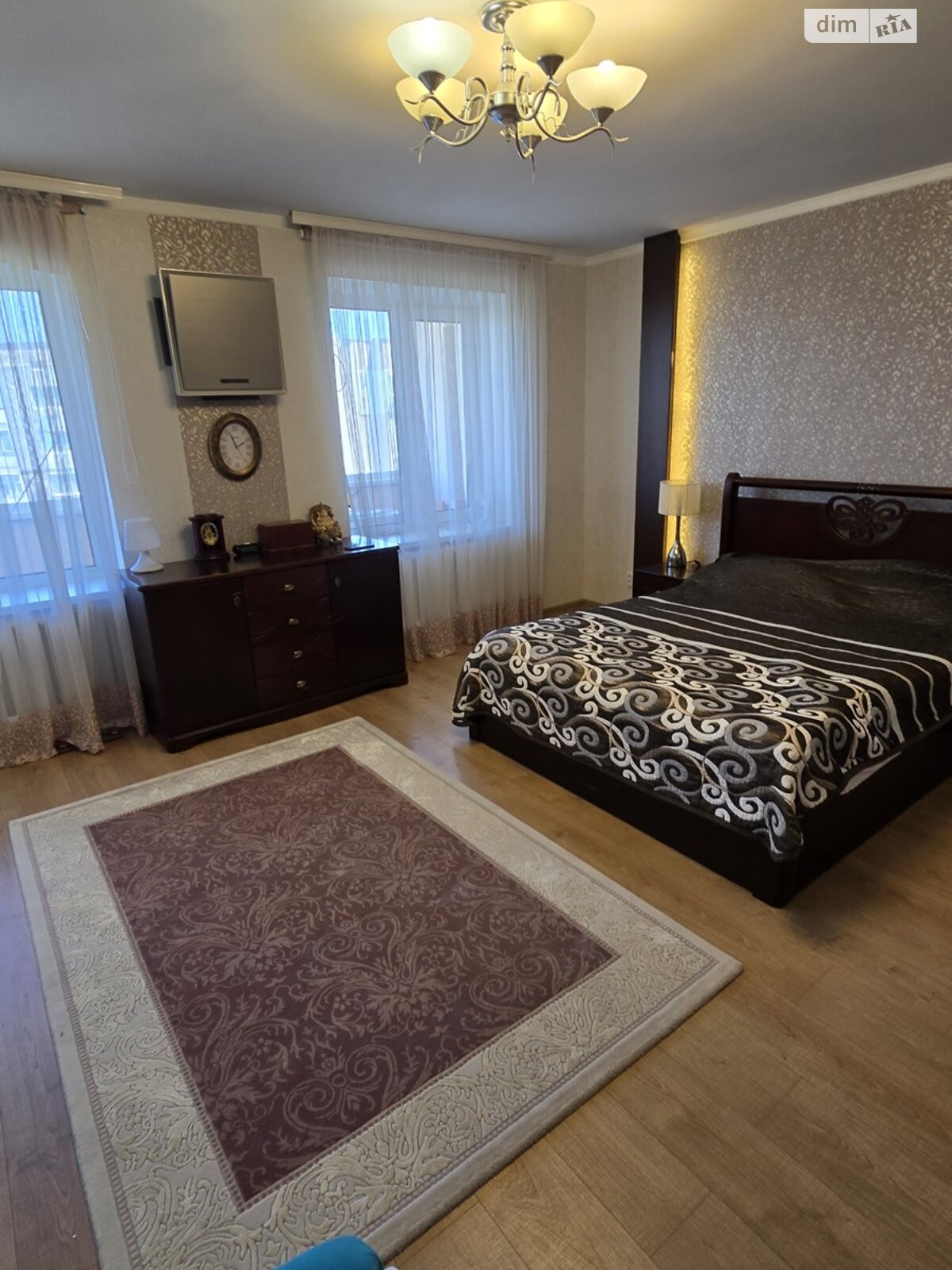 Продаж трикімнатної квартири в Миколаєві, на просп. Центральний, район Заводський фото 1