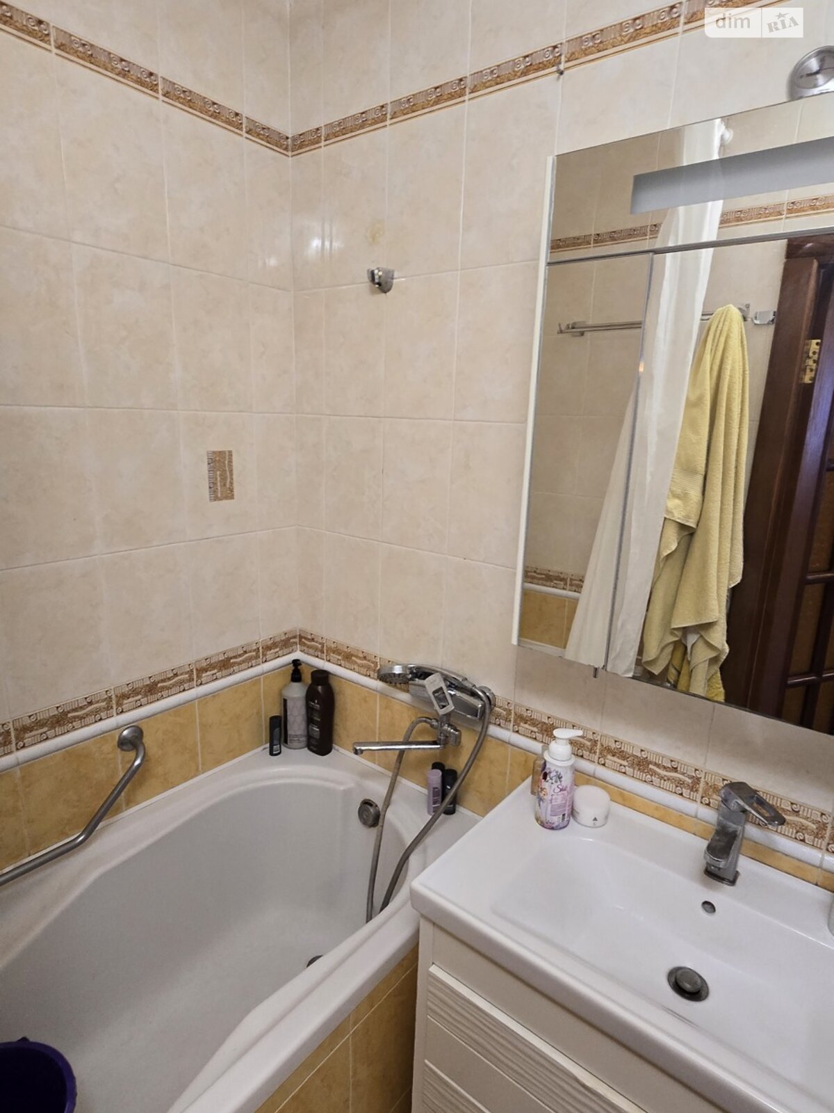 Продаж трикімнатної квартири в Миколаєві, на просп. Центральний, район Заводський фото 1