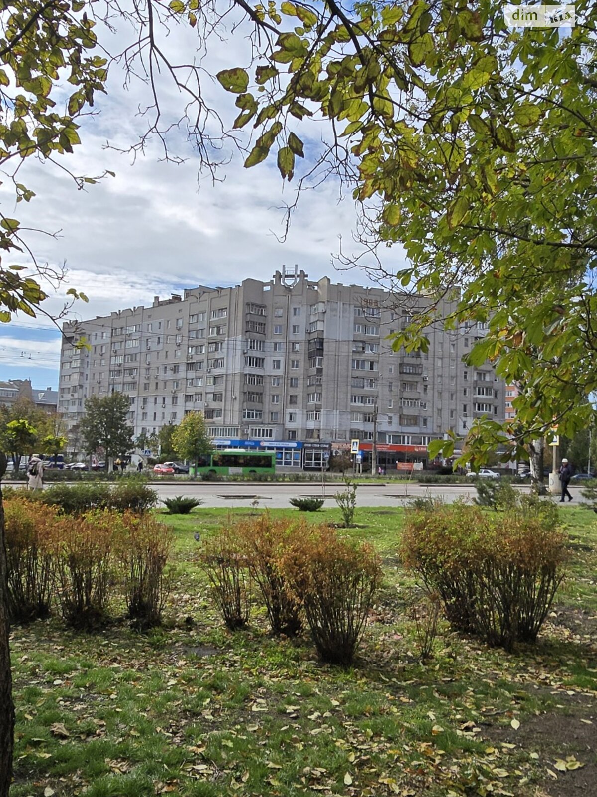 Продаж трикімнатної квартири в Миколаєві, на просп. Центральний, район Заводський фото 1