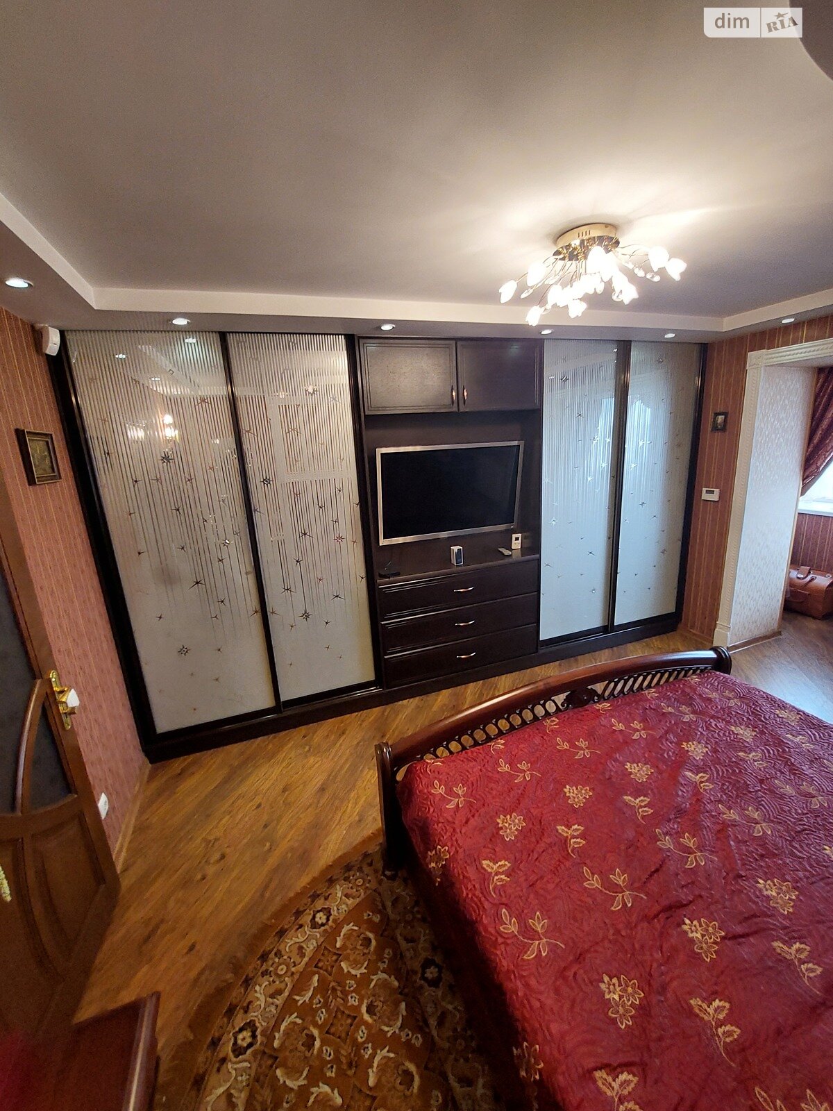 Продажа трехкомнатной квартиры в Николаеве, на ул. Январева 28, район Заводской фото 1 Продажа трехкомнатной квартиры в Николаеве, на ул. Январева 28, район Заводской фото 1