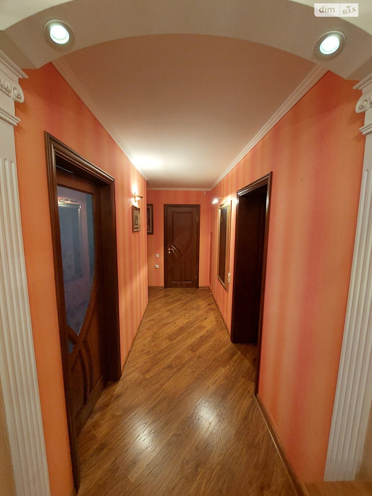Продажа трехкомнатной квартиры в Николаеве, на ул. Январева 28, район Заводской фото 1 Продажа трехкомнатной квартиры в Николаеве, на ул. Январева 28, район Заводской фото 1