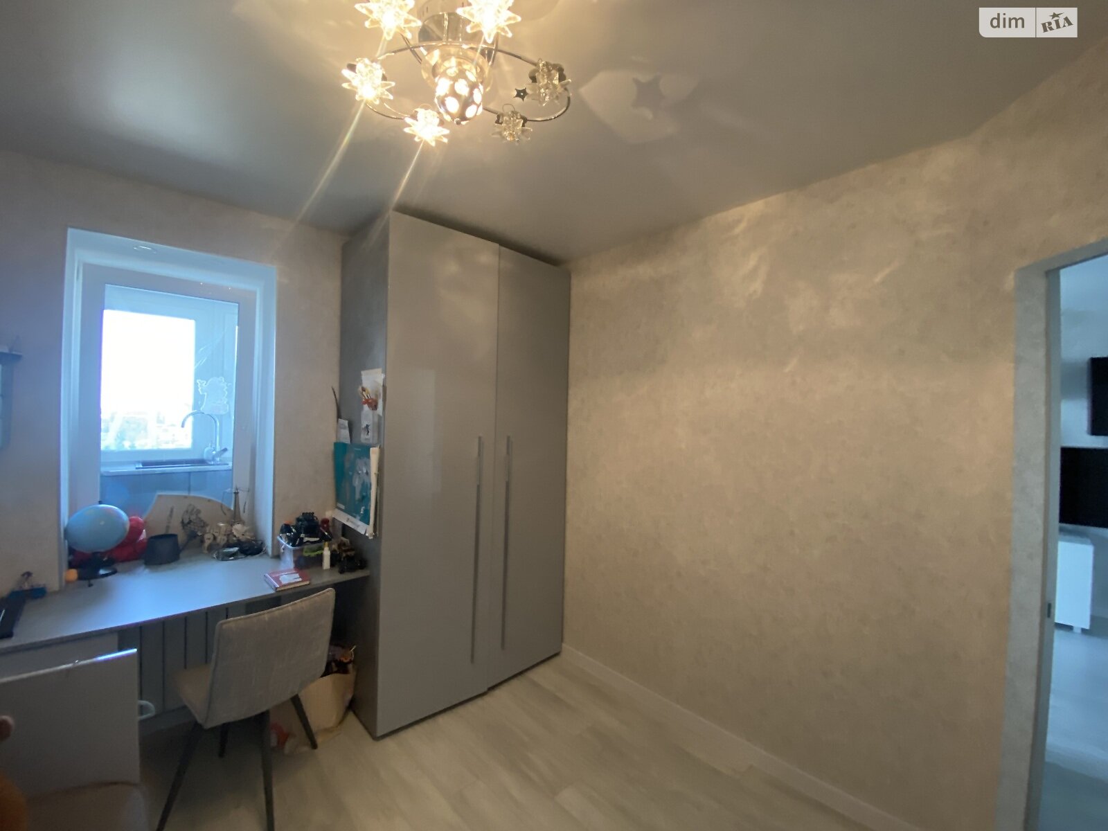 Продажа трехкомнатной квартиры в Николаеве, на ул. Защитников Николаева, район Заводской фото 1 Продажа трехкомнатной квартиры в Николаеве, на ул. Защитников Николаева, район Заводской фото 1