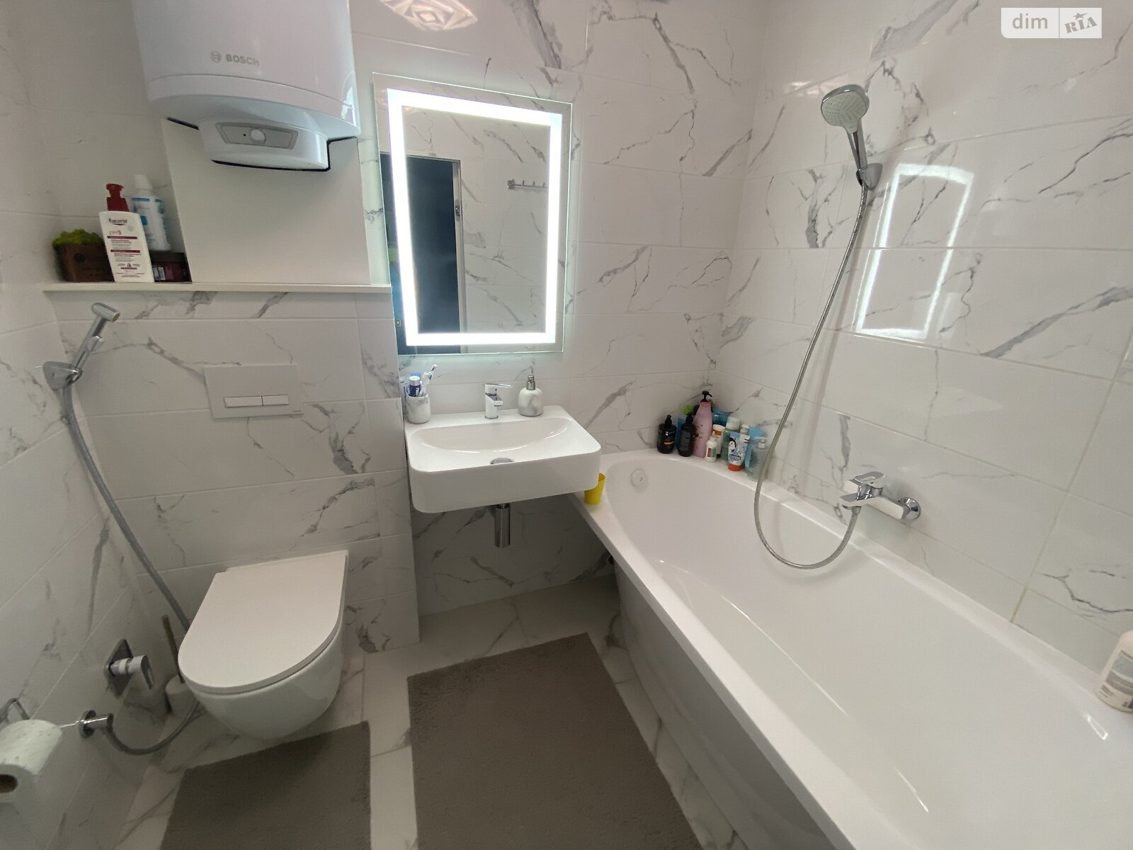 Продажа трехкомнатной квартиры в Николаеве, на ул. Защитников Николаева, район Заводской фото 1 Продажа трехкомнатной квартиры в Николаеве, на ул. Защитников Николаева, район Заводской фото 1