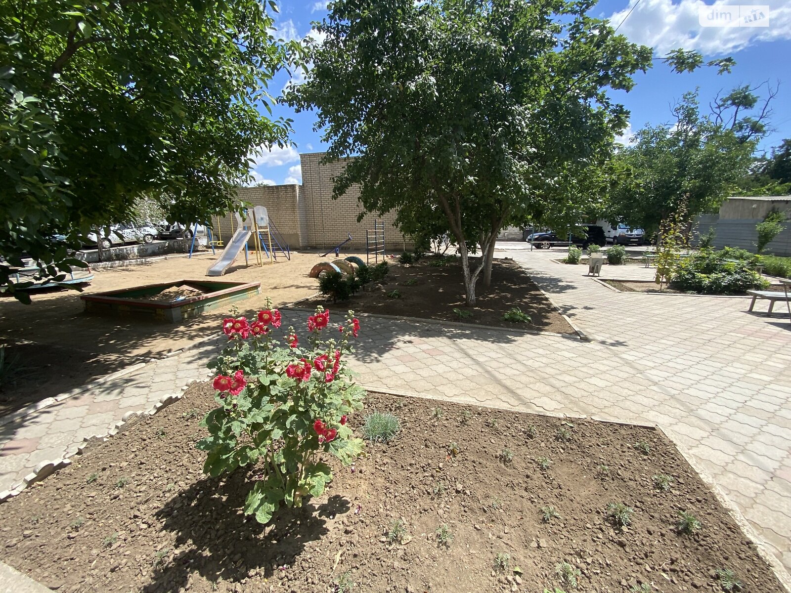 Продажа трехкомнатной квартиры в Николаеве, на ул. Защитников Николаева, район Заводской фото 1 Продажа трехкомнатной квартиры в Николаеве, на ул. Защитников Николаева, район Заводской фото 1