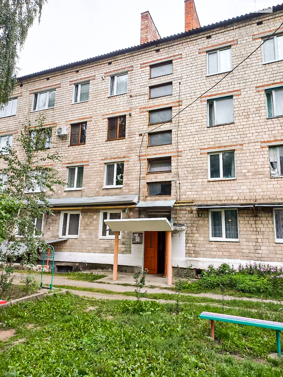 Продажа трехкомнатной квартиры в Новоселице, на ул. Центральная, район Новоселица фото 1