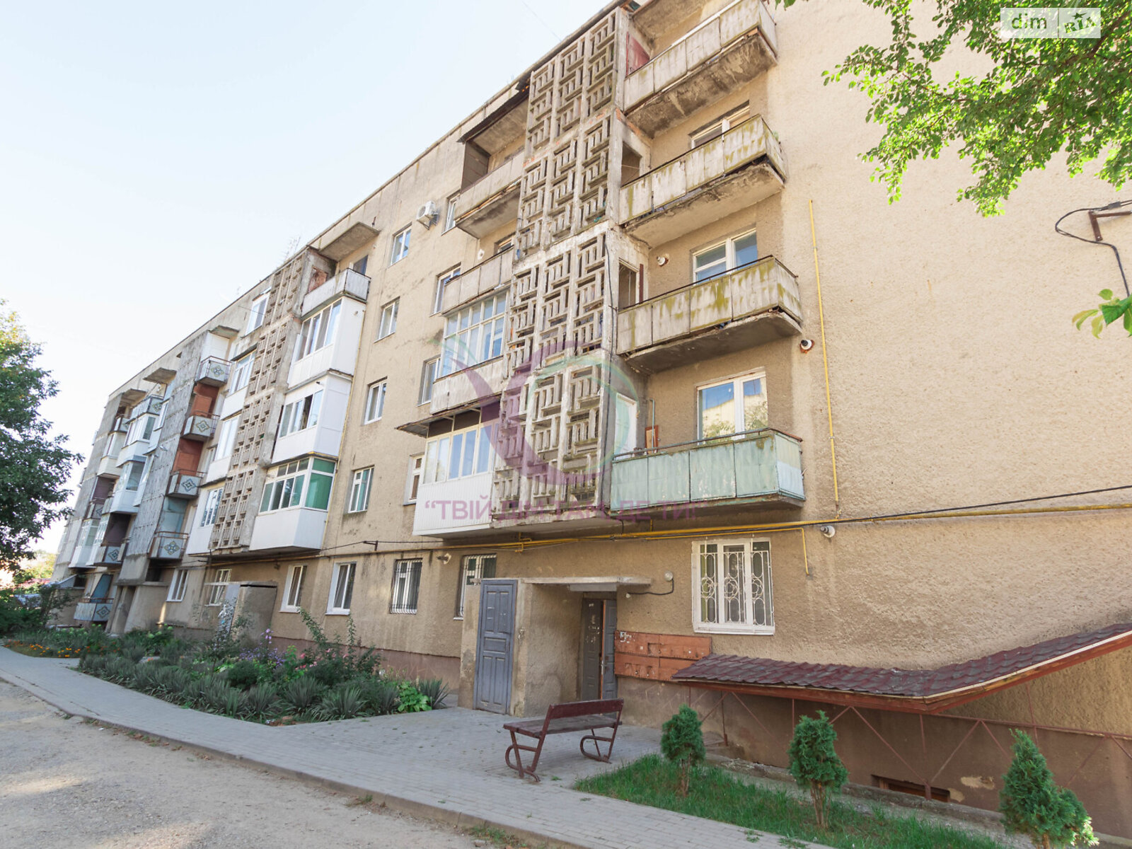Продажа трехкомнатной квартиры в Новоселице, на ул. Героев Майдана, район Новоселица фото 1