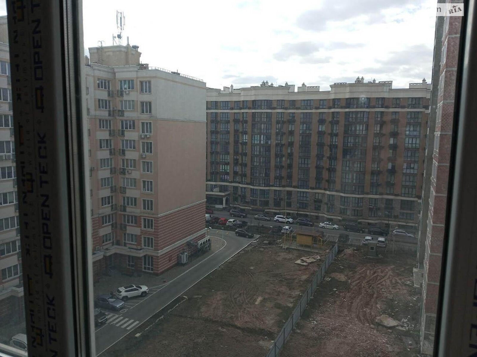 Продажа однокомнатной квартиры в Новоселках, на ул. Александровская 3, фото 1 Продажа однокомнатной квартиры в Новоселках, на ул. Александровская 3, фото 1