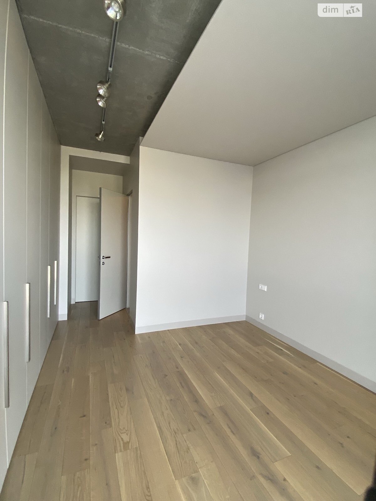Продаж двокімнатної квартири в Новосілках, на вул. Молодіжна 3А, кв. 6, фото 1 Продаж двокімнатної квартири в Новосілках, на вул. Молодіжна 3А, кв. 6, фото 1