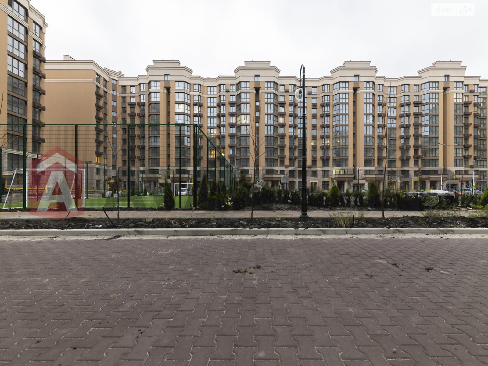 Продаж однокімнатної квартири в Новосілках, на вул. Миру 10В, фото 1