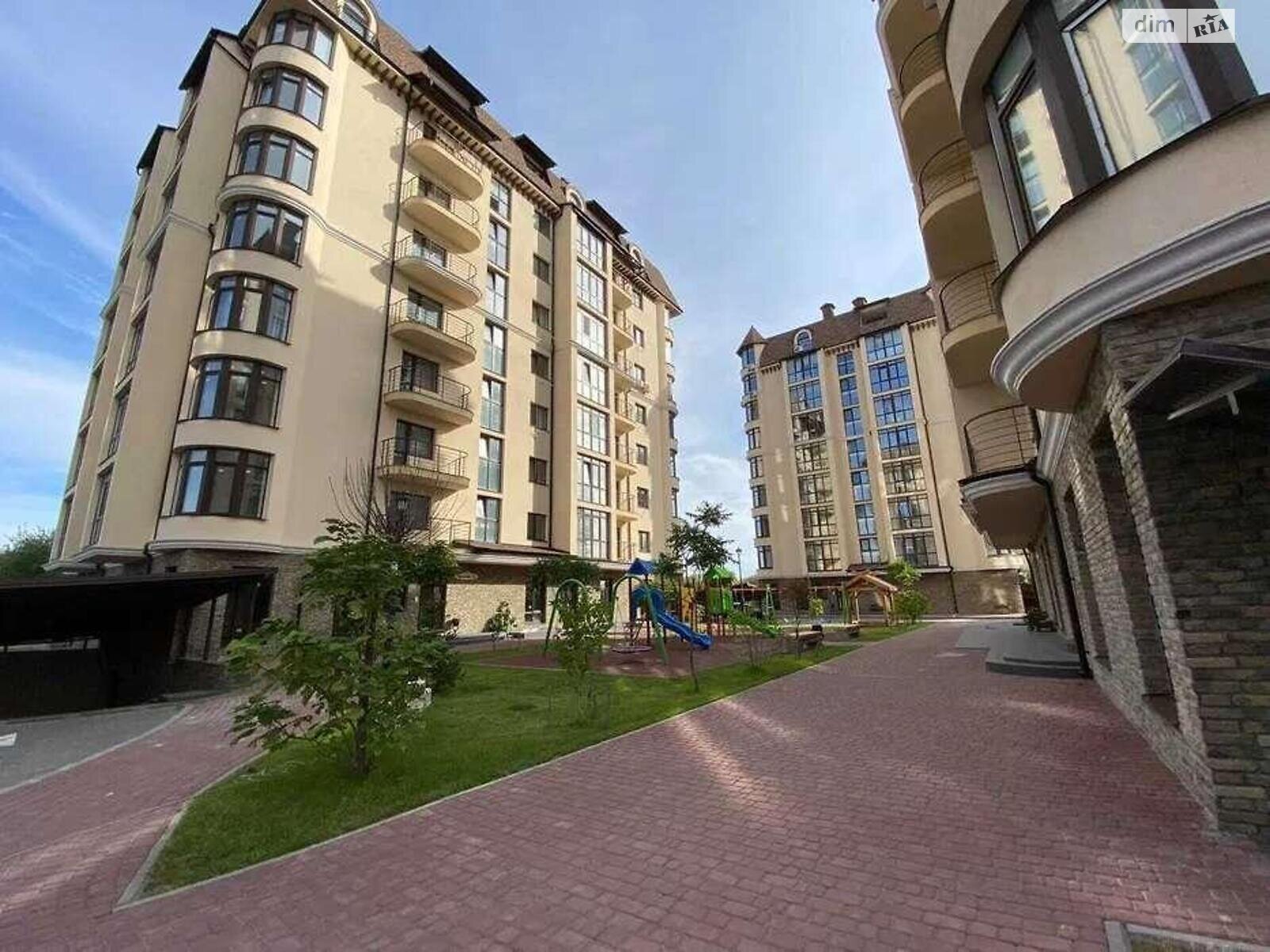 Продаж двокімнатної квартири в Новосілках, на вул. Молодіжна 3В, фото 1
