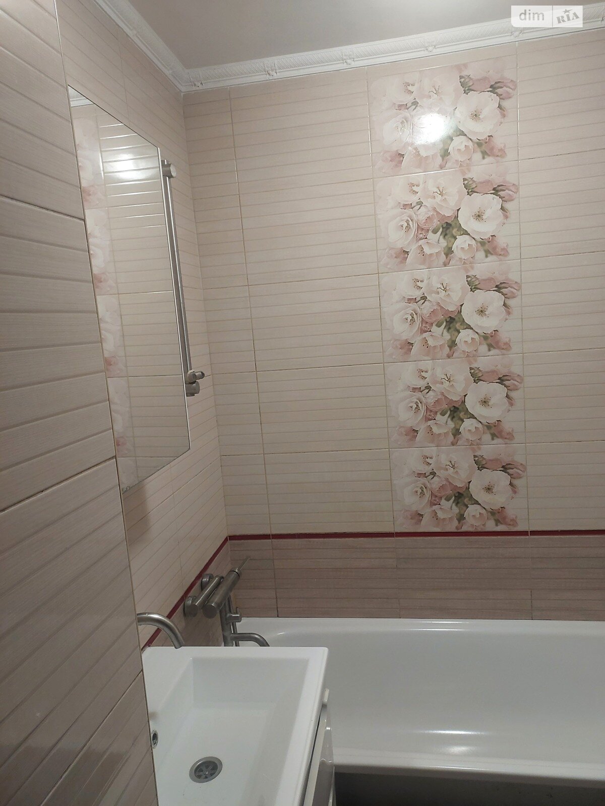 Продажа четырехкомнатной квартиры в Новояворовске, на ул. Шухевича Романа, фото 1 Продажа четырехкомнатной квартиры в Новояворовске, на ул. Шухевича Романа, фото 1