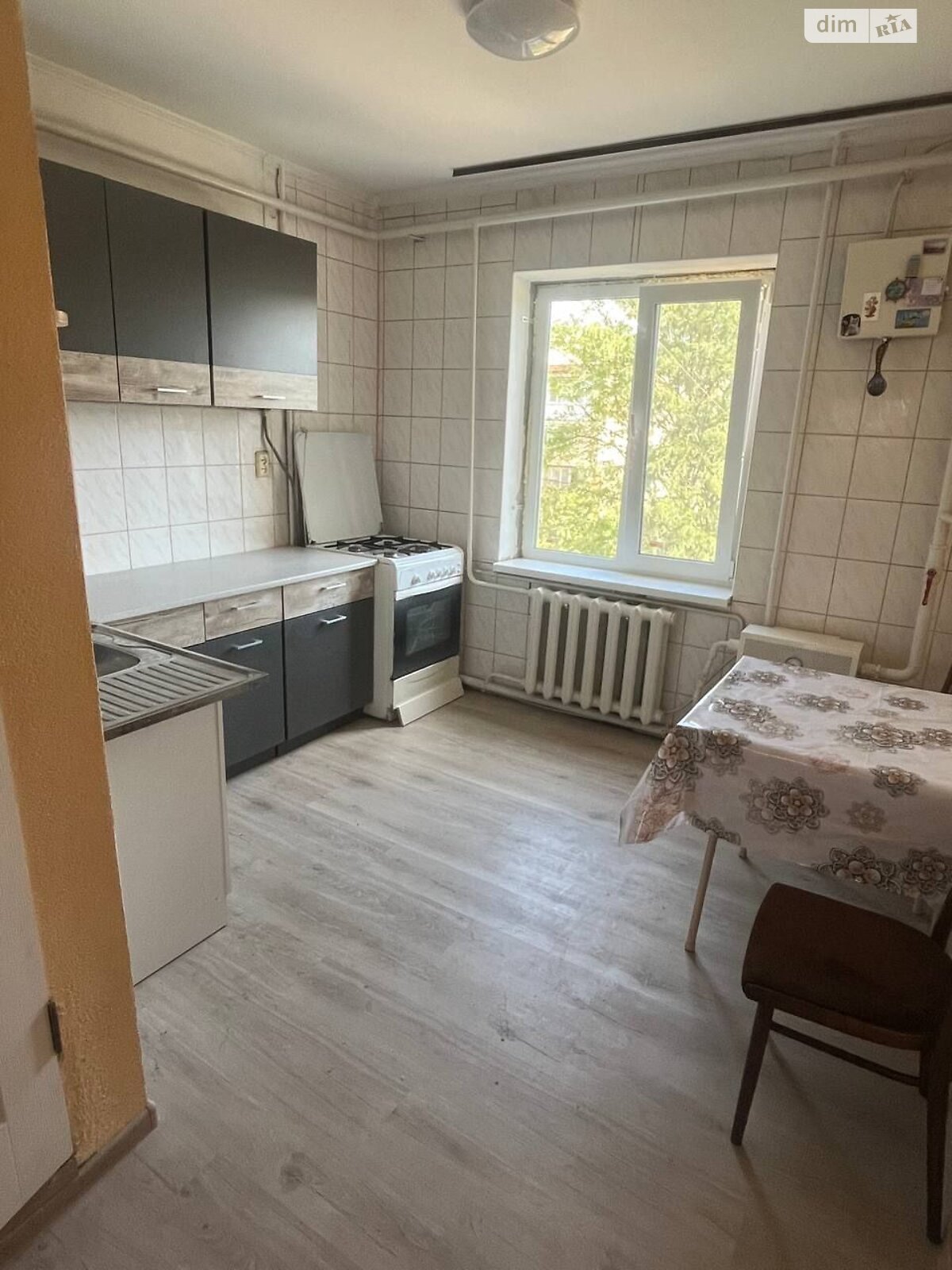 Продажа трехкомнатной квартиры в Новых Петровцах, на ул. Защитников Украины 21А, кв. 39, фото 1 Продажа трехкомнатной квартиры в Новых Петровцах, на ул. Защитников Украины 21А, кв. 39, фото 1