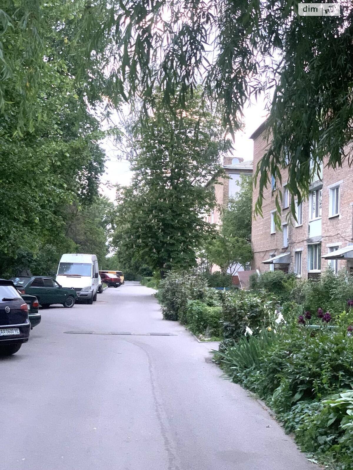 Продаж двокімнатної квартири в Обухові, на мкр. Яблуневий, фото 1 Продаж двокімнатної квартири в Обухові, на мкр. Яблуневий, фото 1