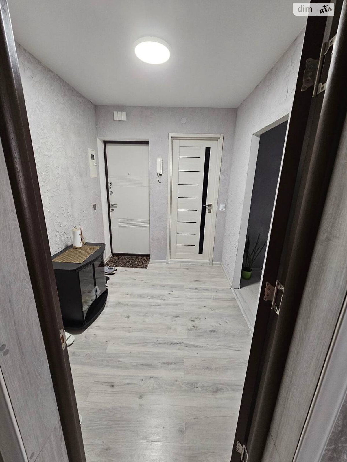 Продаж двокімнатної квартири в Одесі, на вул. Академіка Філатова 9, фото 1 Продаж двокімнатної квартири в Одесі, на вул. Академіка Філатова 9, фото 1