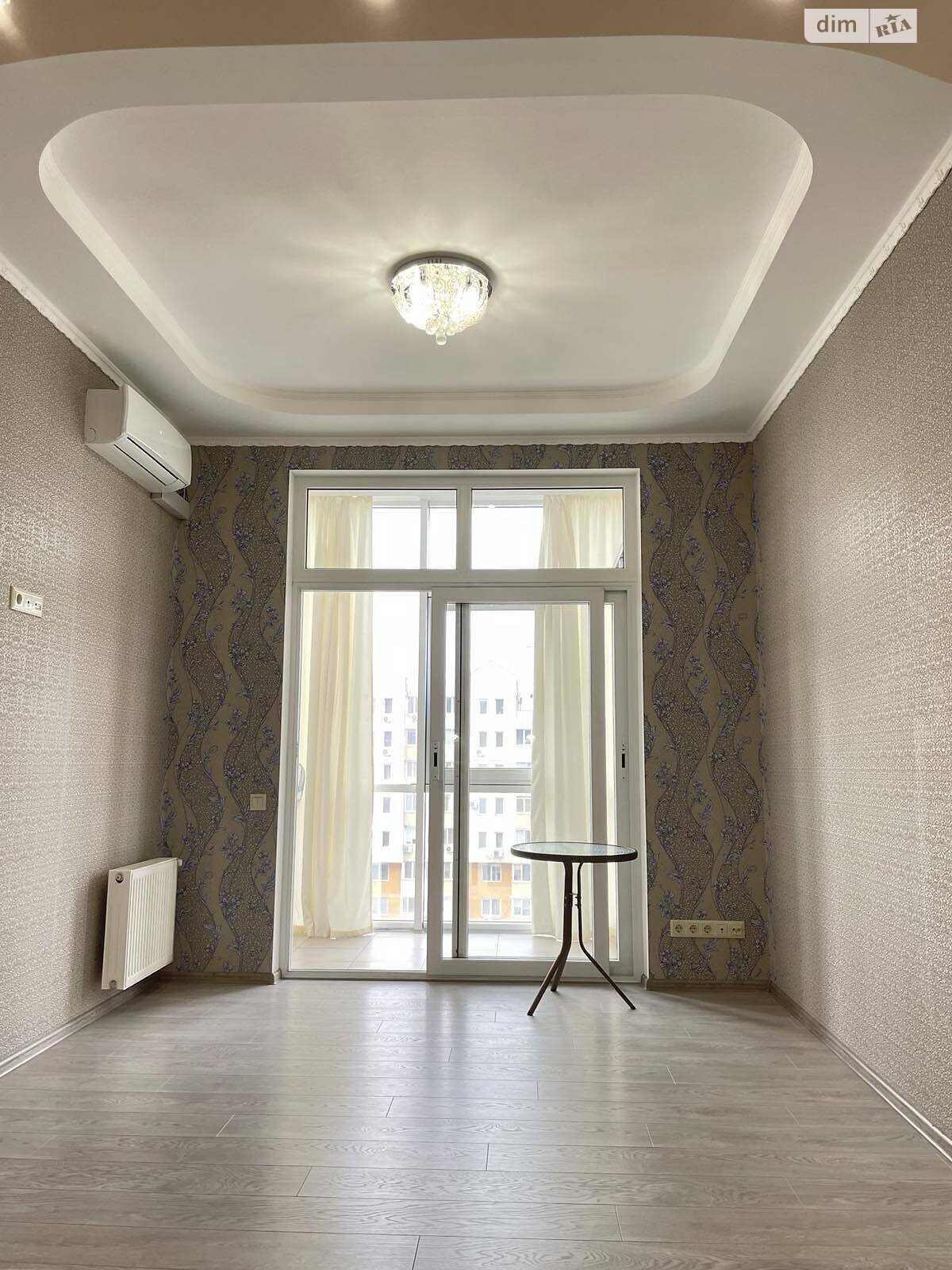 Продаж однокімнатної квартири в Одесі, на вул. Академіка Сахарова 3А, фото 1
