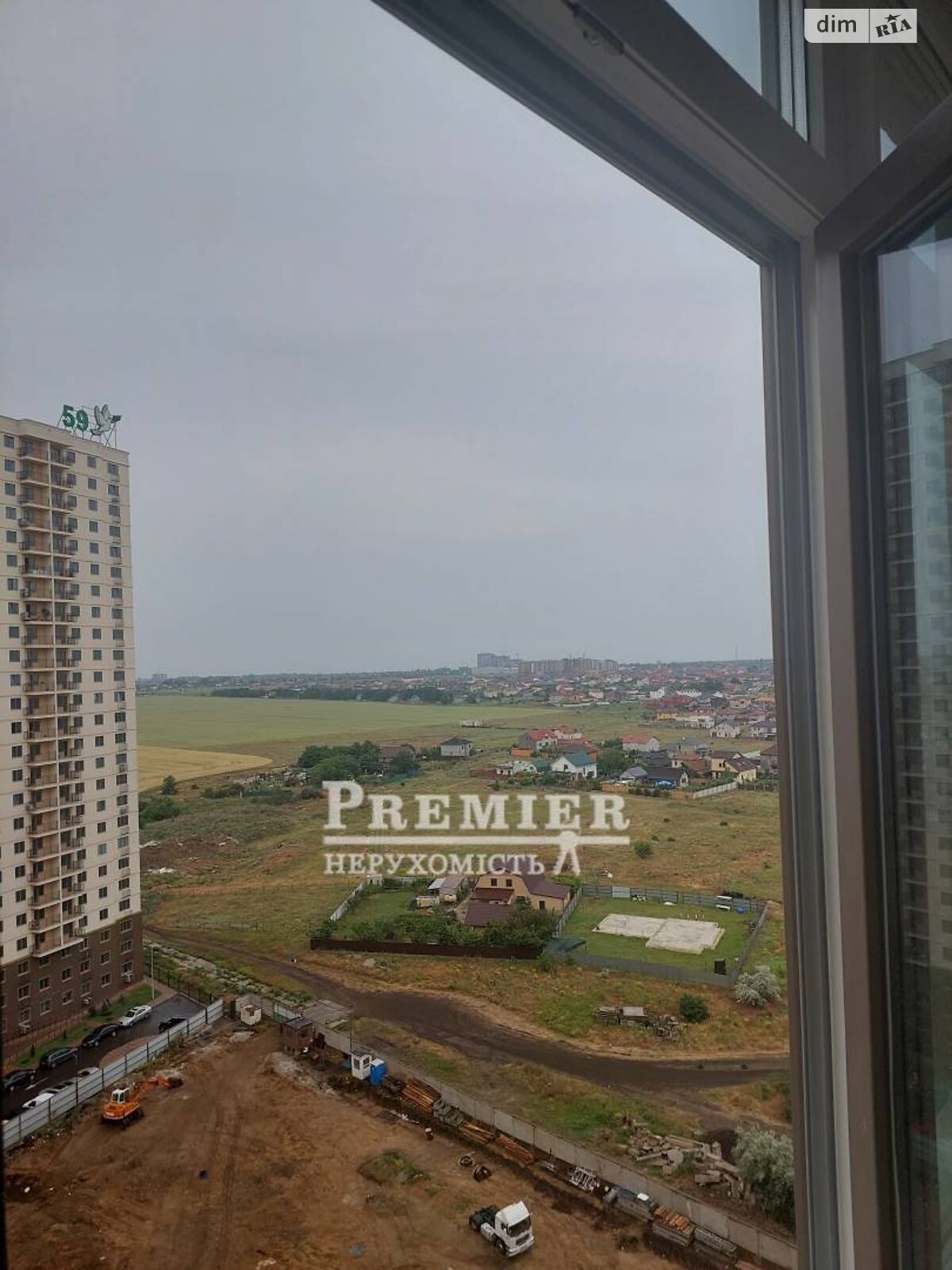 Продажа однокомнатной квартиры в Одессе, на ул. Академика Сахарова, район Пересыпский фото 1 Продажа однокомнатной квартиры в Одессе, на ул. Академика Сахарова, район Пересыпский фото 1