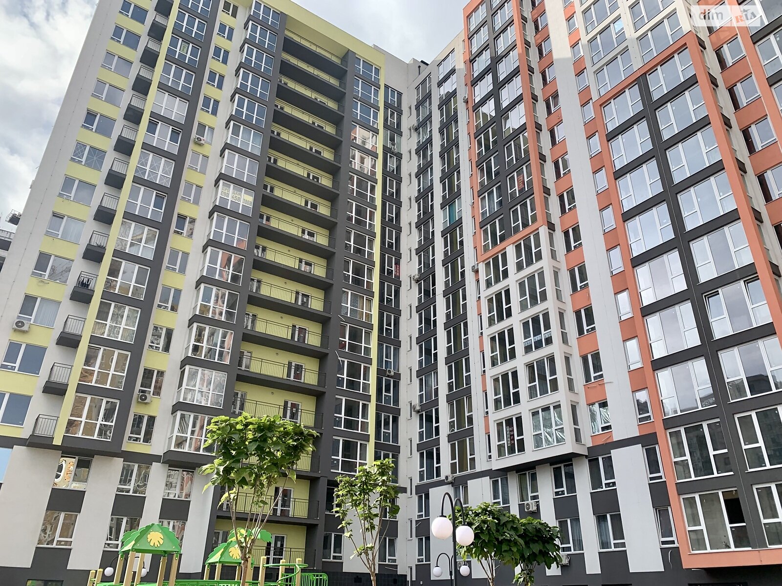 Продажа однокомнатной квартиры в Одессе, на ул. Евгения Чикаленко, фото 1 Продажа однокомнатной квартиры в Одессе, на ул. Евгения Чикаленко, фото 1