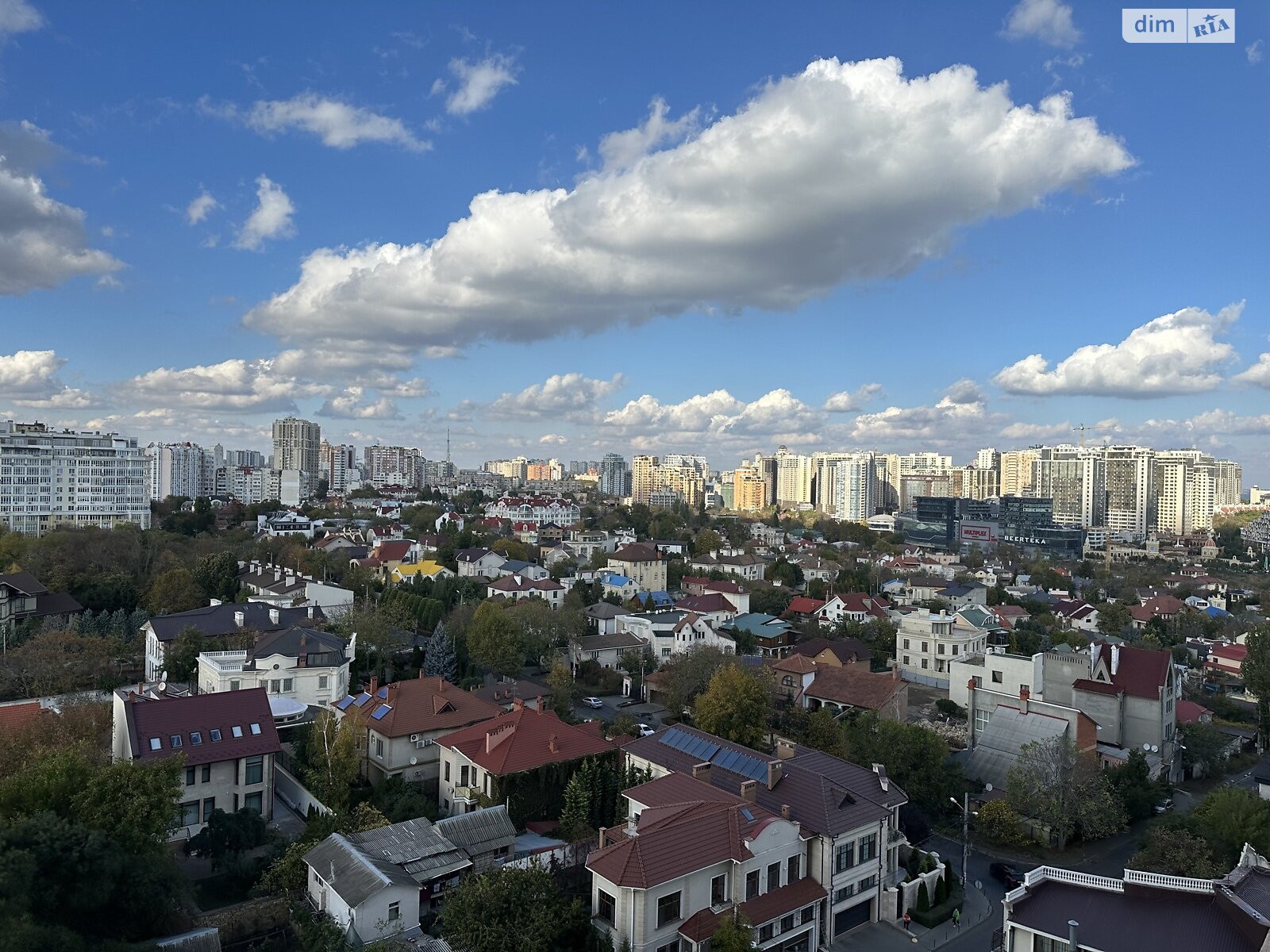 Продажа двухкомнатной квартиры в Одессе, на ул. Валерия Самофалова, район Аркадия фото 1 Продажа двухкомнатной квартиры в Одессе, на ул. Валерия Самофалова, район Аркадия фото 1