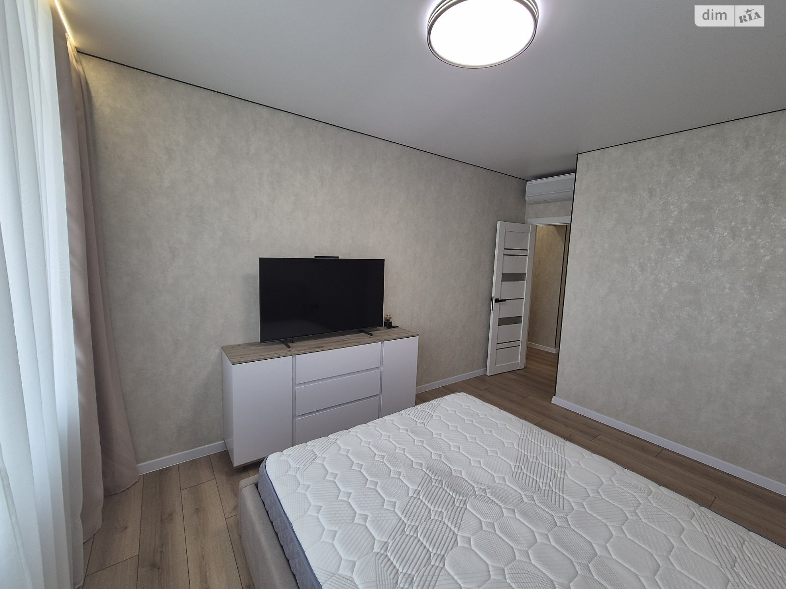 Продажа двухкомнатной квартиры в Одессе, на ул. Жемчужная 8, район Аркадия фото 1 Продажа двухкомнатной квартиры в Одессе, на ул. Жемчужная 8, район Аркадия фото 1