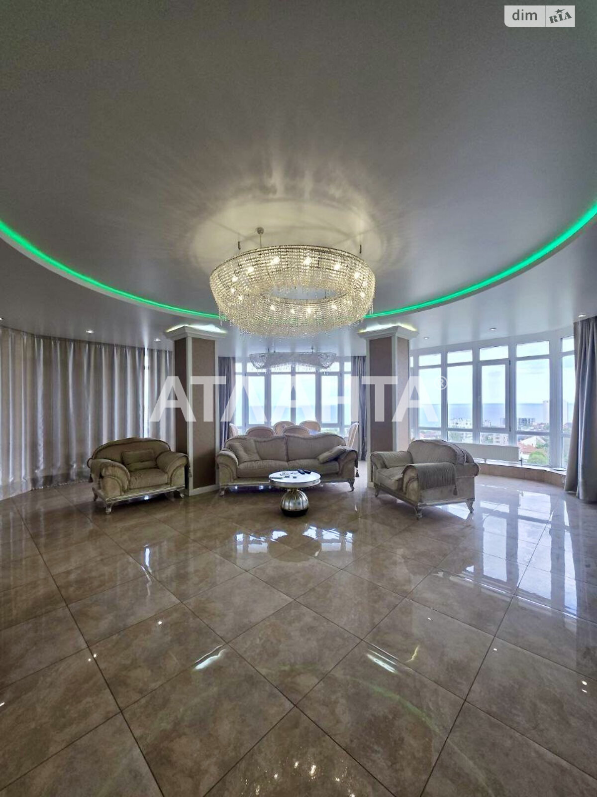 Продажа трехкомнатной квартиры в Одессе, на пер. Аркадиевский 9/1, район Аркадия фото 1 Продажа трехкомнатной квартиры в Одессе, на пер. Аркадиевский 9/1, район Аркадия фото 1
