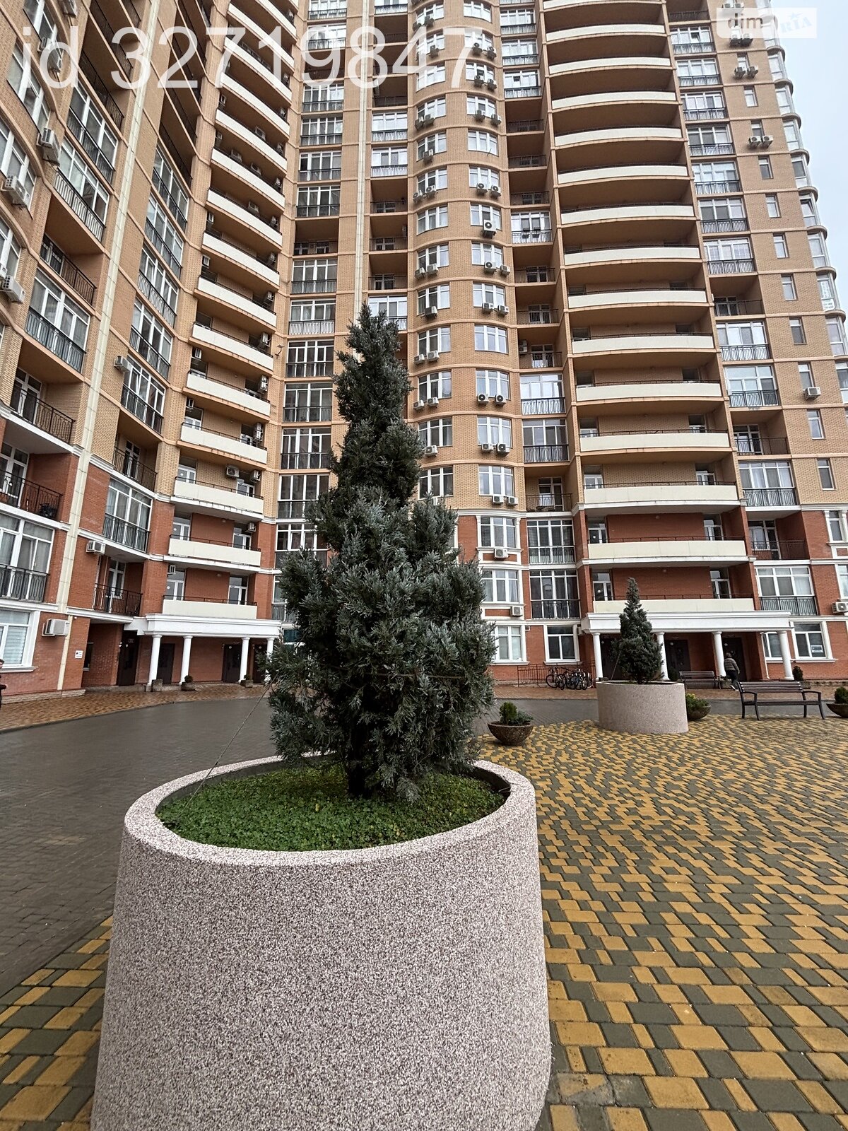 Продажа трехкомнатной квартиры в Одессе, на плато Аркадийское 9, район Аркадия фото 1