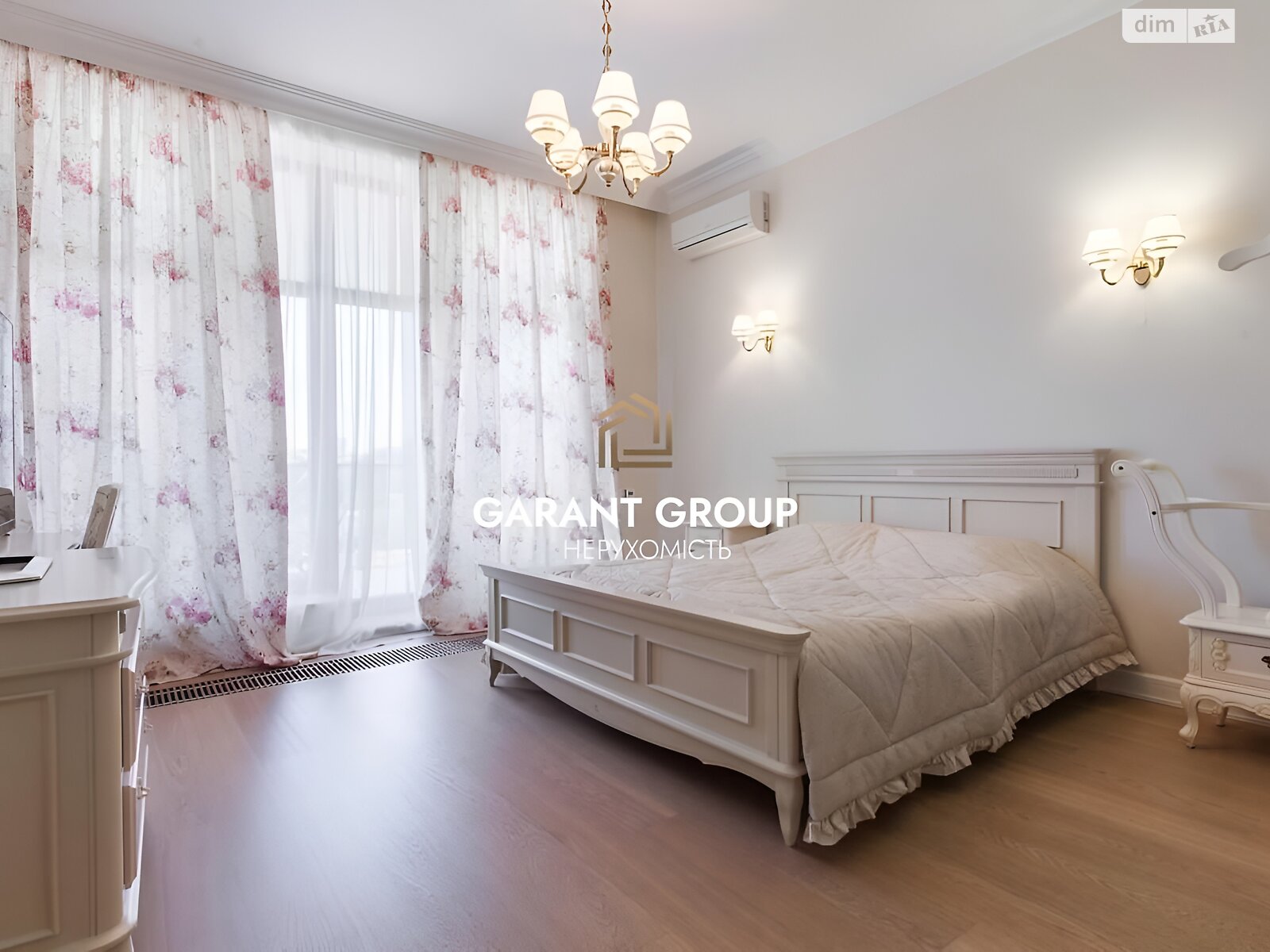 Продаж двокімнатної квартири в Одесі, на плато Аркадійське, район Аркадія фото 1 Продаж двокімнатної квартири в Одесі, на плато Аркадійське, район Аркадія фото 1
