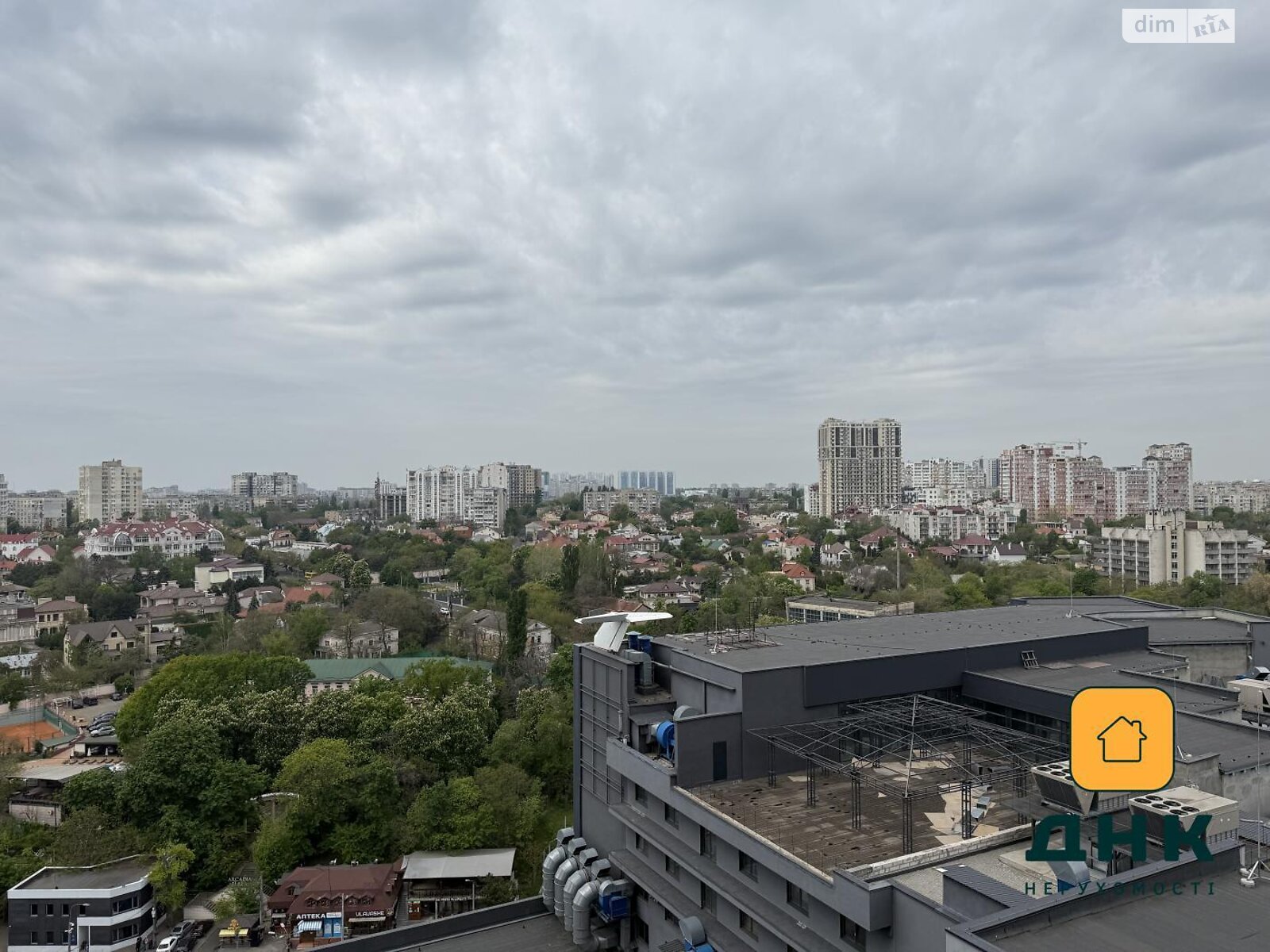 Продаж двокімнатної квартири в Одесі, на плато Аркадійське 5/2, район Аркадія фото 1 Продаж двокімнатної квартири в Одесі, на плато Аркадійське 5/2, район Аркадія фото 1