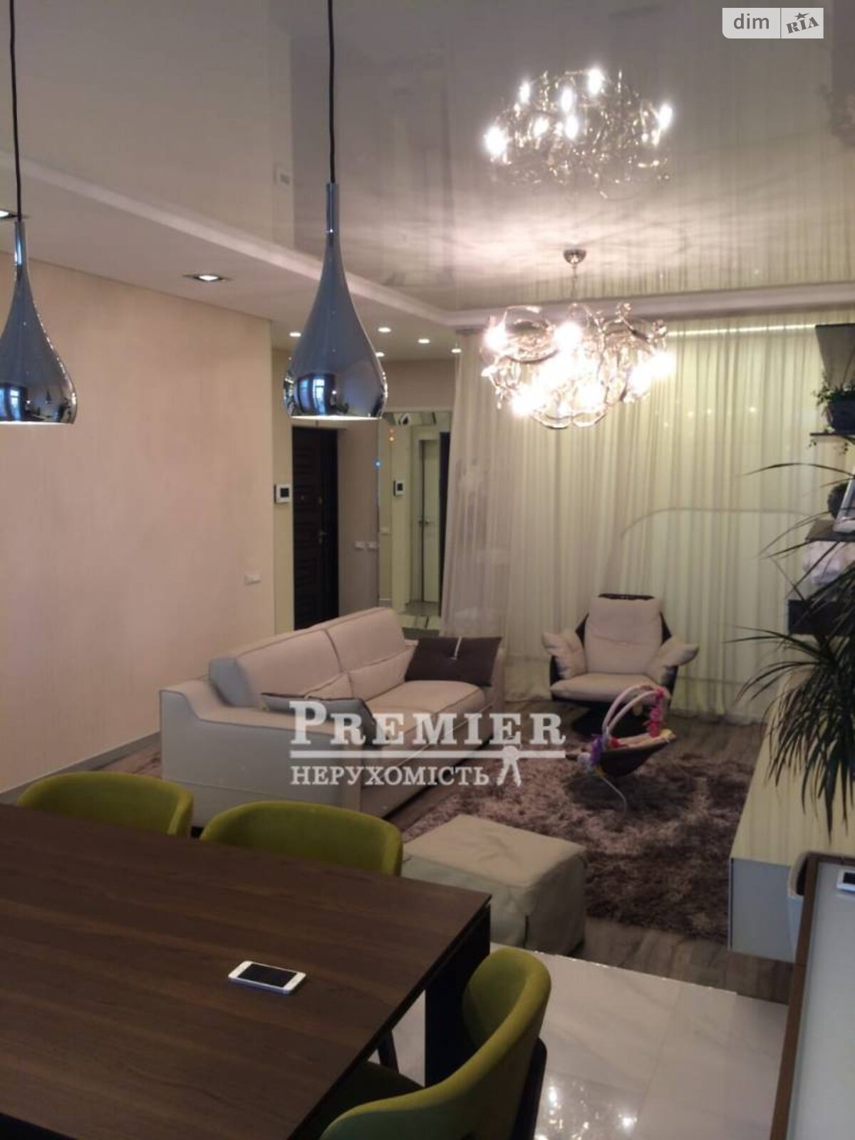 Продаж трикімнатної квартири в Одесі, на плато Аркадійське, район Аркадія фото 1 Продаж трикімнатної квартири в Одесі, на плато Аркадійське, район Аркадія фото 1