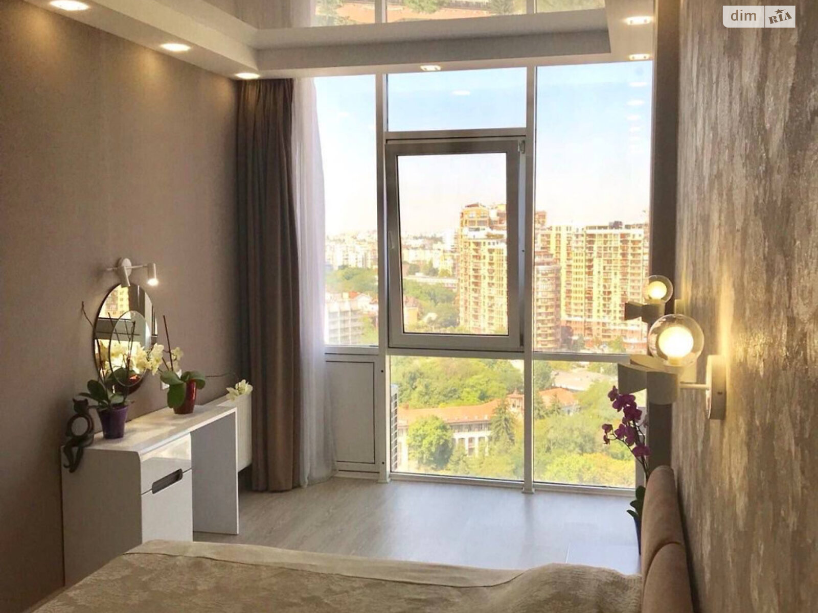 Продаж двокімнатної квартири в Одесі, на плато Аркадійське 5/2, район Аркадія фото 1 Продаж двокімнатної квартири в Одесі, на плато Аркадійське 5/2, район Аркадія фото 1
